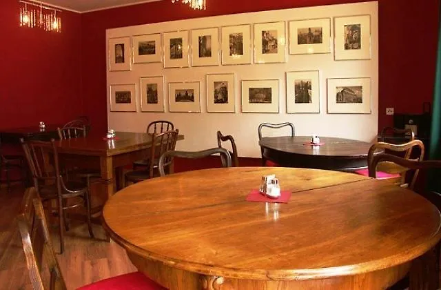 Hotel Forrest Prague